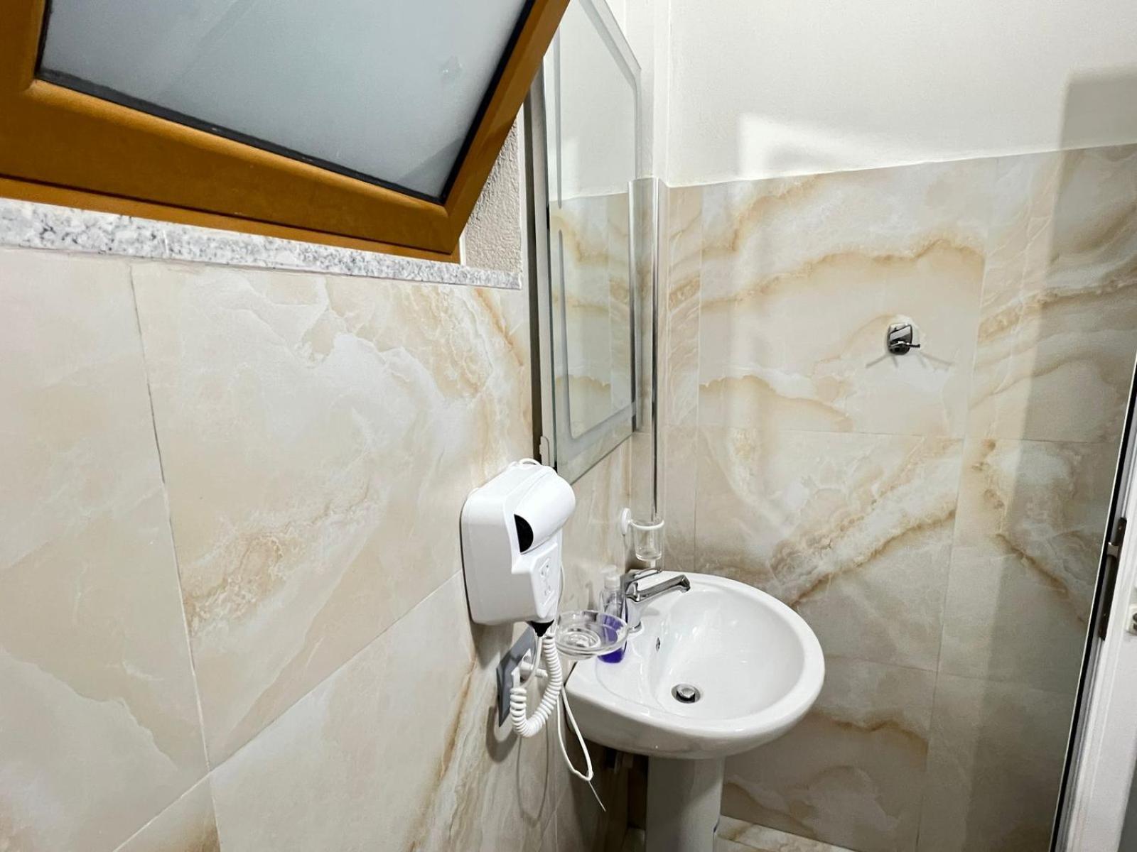 Serene Hotel apartamentowy 3*